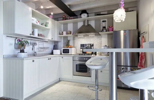 Villafranca di Verona Apartment | Your Little Loft, Delightful Loft 15 minutes from Lake Garda
