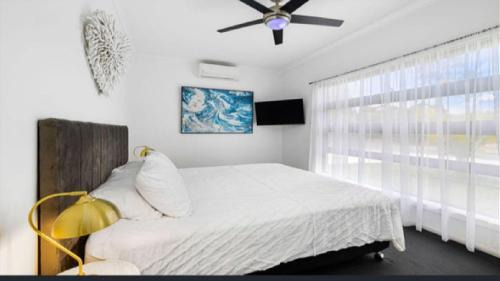 Lake Wangary House | Your Luxury Getaway In The Heart Of Coffin Bay