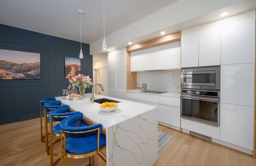 Drumheller Apartment | Your luxury vacation begins here!
