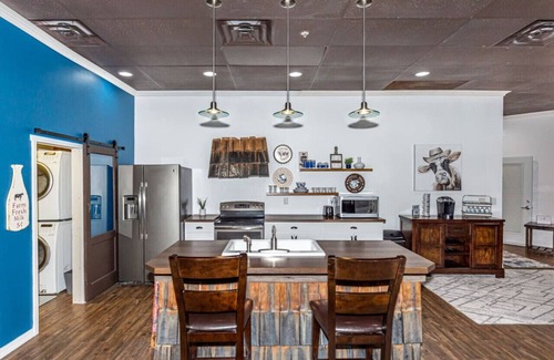 Fargo Condo | Your Next Cozy Retreat | Friends-Pets Welcome!