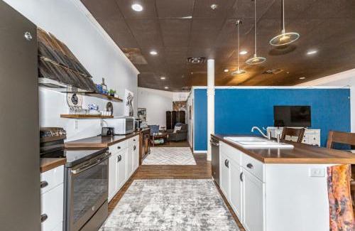 Fargo House | Your Next Cozy Retreat Friends Pets Welcome