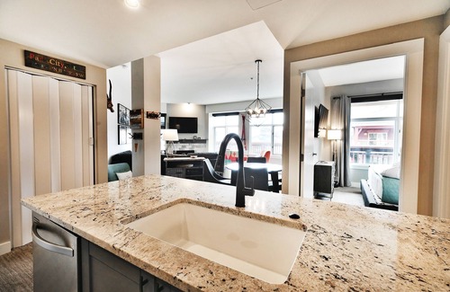Park City Condo | Your own balcony, full kitchen in Canyons Village by RedAwning - Save 20% on 7+ Nights!