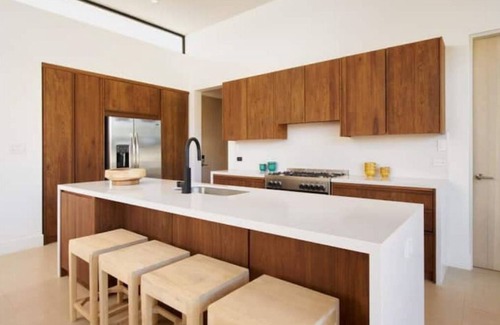 Playa Langosta House | Your peaceful oasis in Tamarindo. Complimentary Breakfast and Housekeeping!