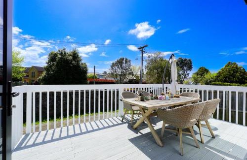 Epsom House | Your piece of peace in the heart of Auckland