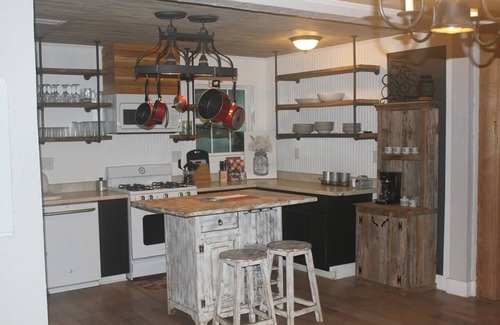 Boerne House | Your Piece of the Guadalupe – Long Stay Deals!