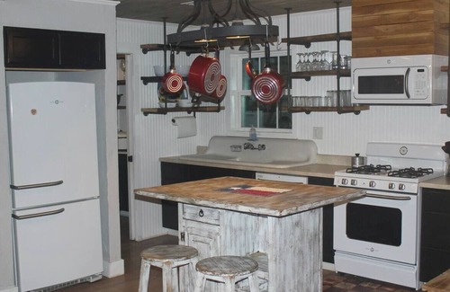 Boerne House | Your Piece of the Guadalupe – Long Stay Deals!
