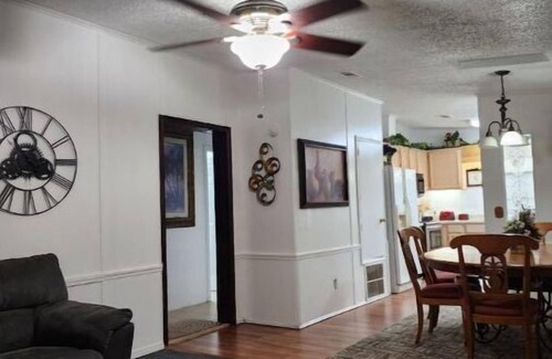 Pittman House | Your second home in florida