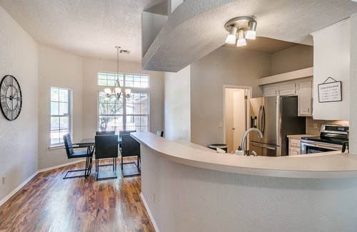 Edmond House | Your Serene Haven in the Bustling Heart of Edmond