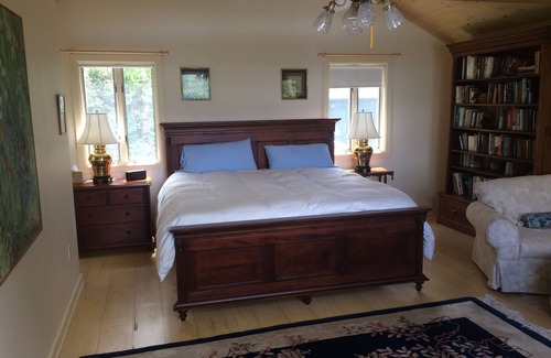 Ticonderoga House | Your Special Lake George Center
