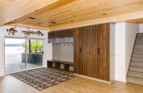 Minden Hills Cottage | Your Sun-Drenched Lakeside Retreat