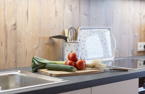 Grossdorf Apartment | Your temporary home for 1-14 people - great covered terraces