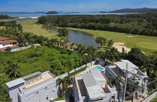 Thep Kasattri Villa | Your Tropical Home Away From Home - Villa Argent 10 with 3BR and Access to Large Pool