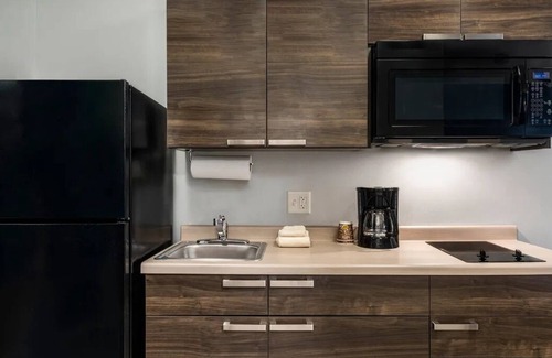 Tucson House | Your Tucson Stay – 2 Rooms Close to Trails & Dining