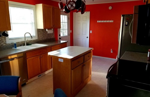 St Ignace House | Your vacation starts here! Fully Furnished 3 bedroom home! Close to Ferry's!