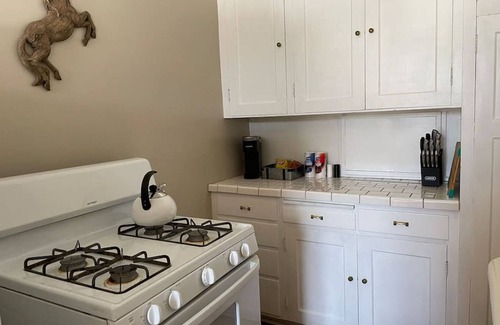Cheyenne Apartment | Your western resting place right in the center of Cheyenne