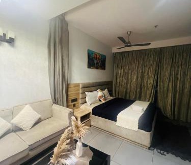Noida House | Yours Skystudio