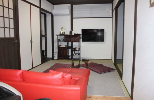 Yufuin Onsen House | Yufuin Sanso Waremokou