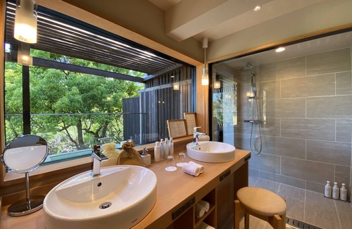 Yugawara House | Yugawara Spa Ryokan Ashikari