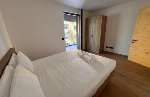 Trento Apartment | YUGOGO PETRARCA 1 - Trilocale con balcone