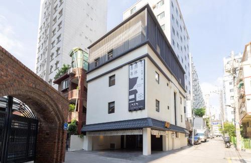 Hwagok-dong Hotel | Yuhyu Ryokan Hotel