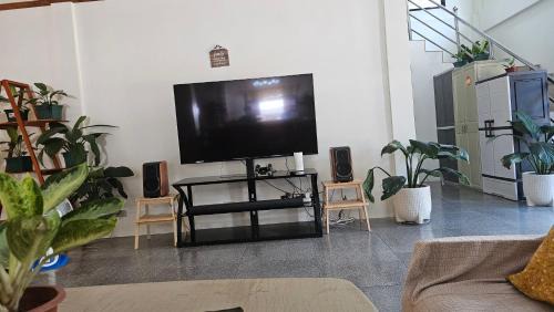 Valencia Bed & Breakfast | Yuke's Bed & Breakfast