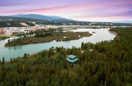 Whitehorse Bed & Breakfast | Yukon River Farm