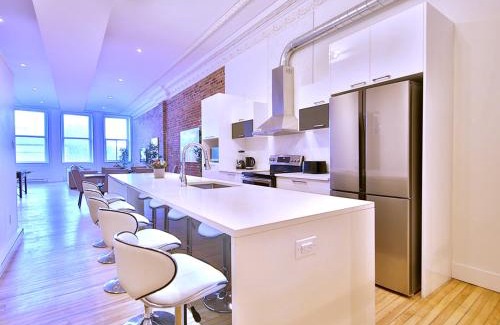 Old Montreal Apartment | Yulux Old Montreal luxurious apartments