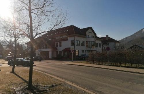 Celadna Hotel | YURA hotel Čeladná BAZÉN A SAUNY ZDARMA
