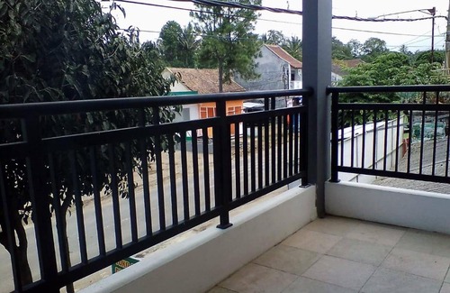 Tumpang House | Yustin Family Homestay Syariah Malang