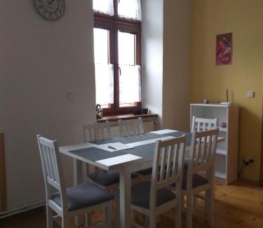 Horni Plana Apartment | Zámecký apartmán v Horní Plané
