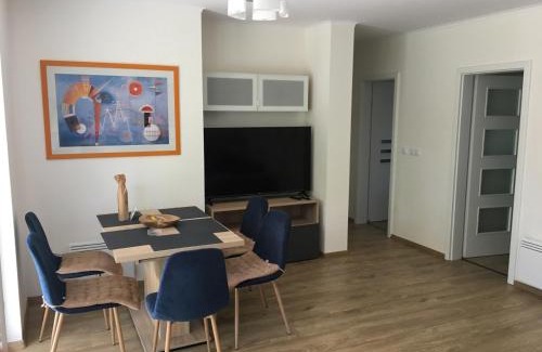 Keszthely House | ZÁMOR HOLIDAY HOUSE