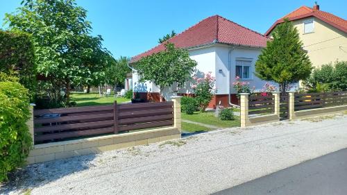 Keszthely House | Zámor Nyaraló