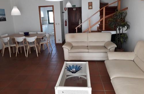 Sao Bernardino House | ZéLétte Beach House