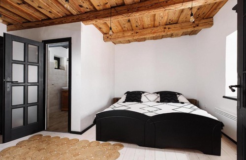 Balatonszolos Apartment | Zöld Tulipán Vendégház - Nádtetős Apartman