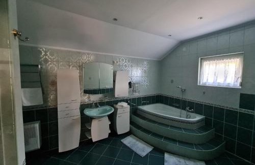 Balatonmariafurdo Apartment | Zöldház