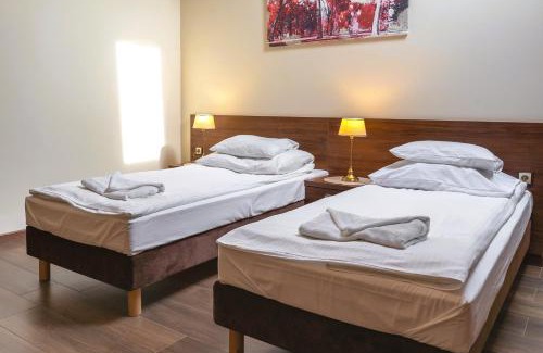 Lapalice Bed & Breakfast | Złota Jesień Restauracja i Noclegi nad jeziorem