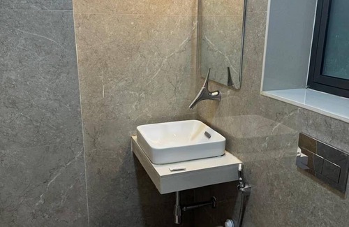 Kurla West Hotel | Z Bliss Suites