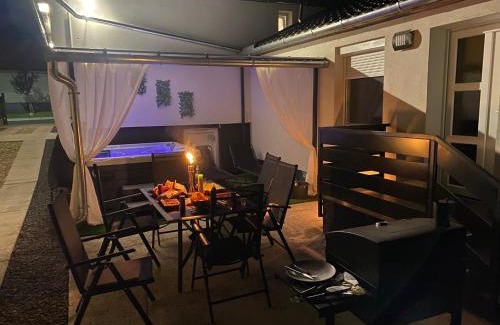 Sarospatak Apartment | Zafír Apartman