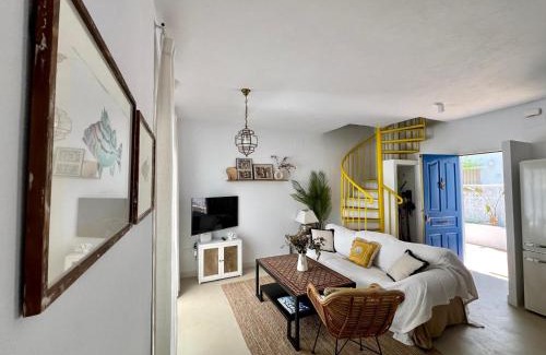 Zahara de los Atunes House | Zahara Beach - La casita next to the beach