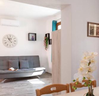 Sa Castangia House | Zaira Home Free Wi-Fi 5 minuti dal Lago Liscia