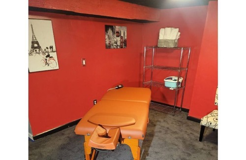 Ferguson Apartment | Zaire's Clubhouse private guest suite for two.
