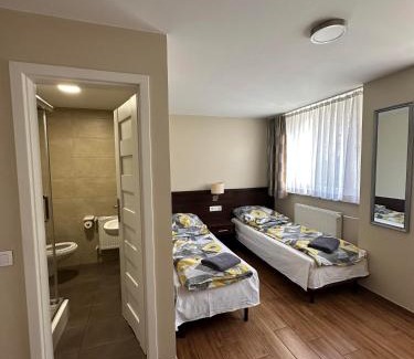 Kedzierzyn Kozle Hotel | Zajazd Polonia