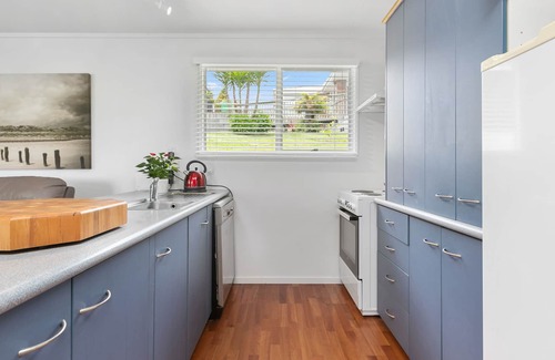 Bethlehem House | Zalonyika NZ - Tauranga Holiday Home