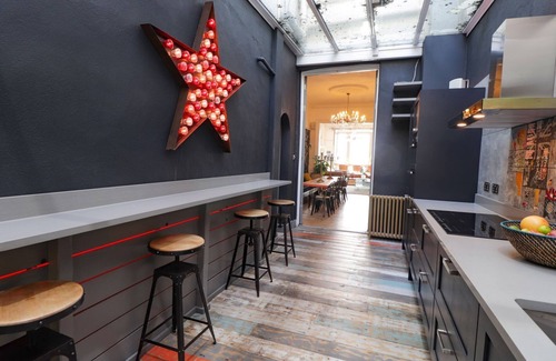 St Leonards-On-Sea Cottage | Zanzibar Beach House