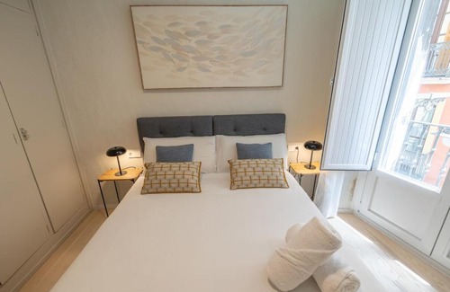 Pamplona City Centre Apartment | Zapatería 30 by Clabao