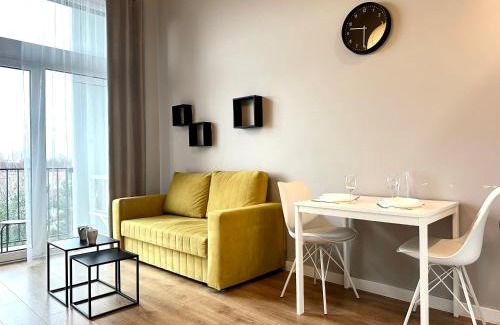 Fabryczna Apartment | Zarembowicza Apt 37 - Self Check-In 20h - Parking &Lift