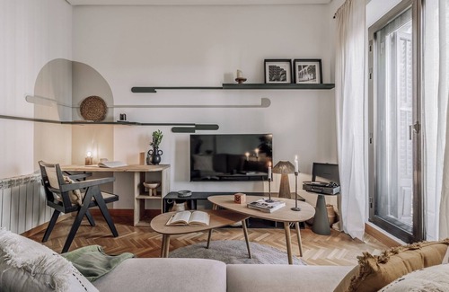 Moncloa - Arguelles Apartment | Zarif - 2 bedrooms in Malasaña-Universidad