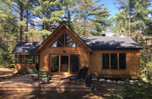 Chertsey Ski Chalet | Zazz - For precious moments with family or friends