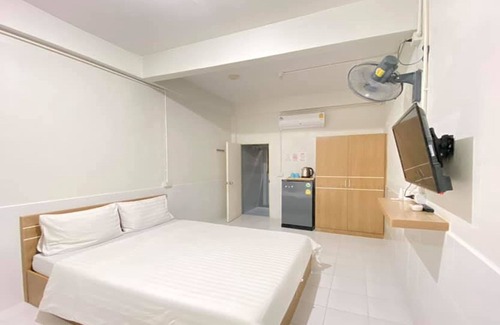 Khanna Yao Hotel | Ze Residence Ram Intra
