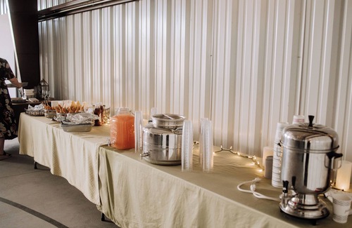 Williamson House | Zebra Retreat Venue located in Beautiful Williamson Valley